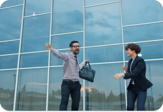 Partner benefits: support, training, and co-marketing with Crisphive